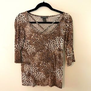 Leopard print 3/4 sleeve top